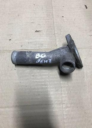 Фланець патрубка системи охолодження для mazda 323.bg. бензин.