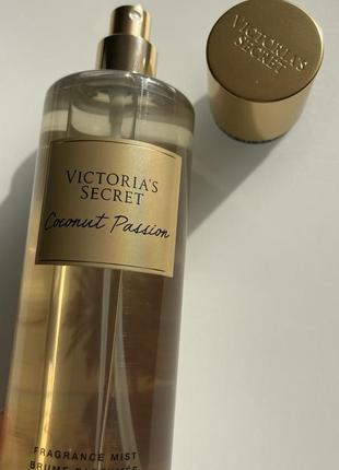 Набір coconut passion від victoria's secret,лосьйон спрей  coconut passion2 фото