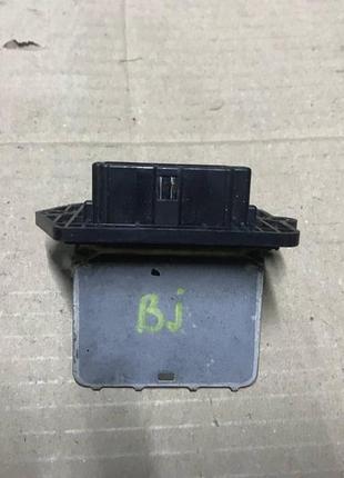 Резистор (реостат) обертів печі для mazda 323.bj.