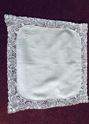 Свадебный платочек с венецианским кружевом2 фото