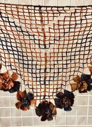 Шаль ручного вязания птичья сетка с каймой из обьемных цветов .9 фото