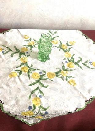 Скатерть -желтый тюльпан -принт -вышивка -89х89см8 фото