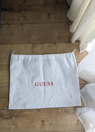 Пильник guess
