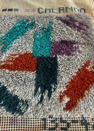 Киврова вишивка вовною заготівка для чохла або килимка calando9 фото