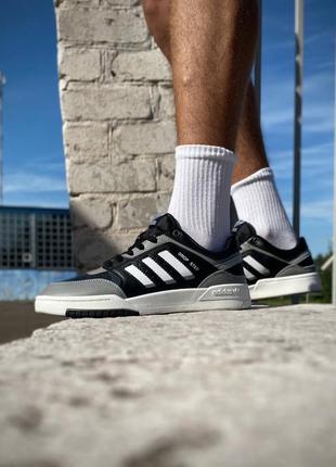 Чоловічі кросівки адідас is adidas private or public safety center black grey чорні з сірим5 фото