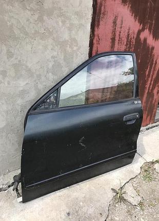 Двері передні ліві для mitsubishi galant ea. 1999 р.в. седан.