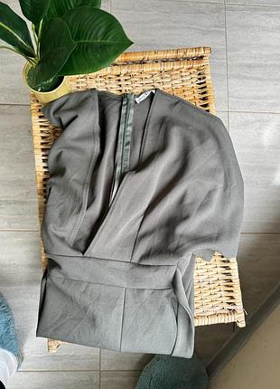 Сукня футляр