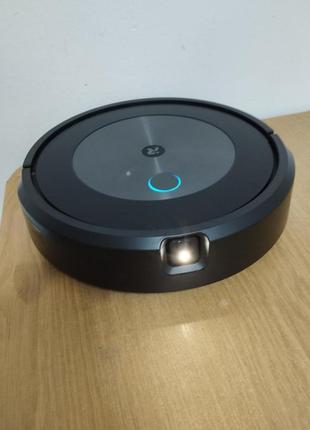 Б/у робот-пылесос irobot roomba j7+