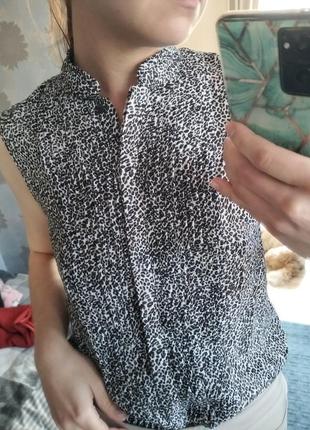 Легка блуза в анімалістичний принт