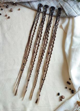 Косички на заколках, афрокосы, парики