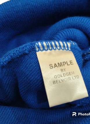 Лыжная шапка с бобоном. зимняя шапка