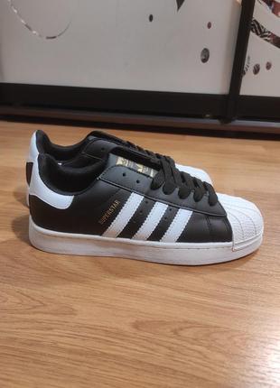 Кроссовки adidas superstar white and black 39 размер