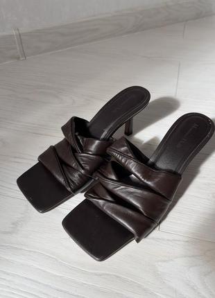Босоніжки шлепки massimo dutti, zara,2 фото