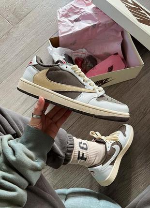 Крутезні жіночі та чоловічі кросівки nike air jordan 1 retro low og sp travis scott reverse mocha коричневі