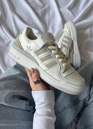Кроссовки adidas forum