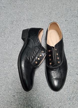 Кожаные женские туфли весна осень