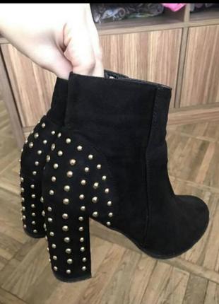 Ботфорты , сапоги , ботинки