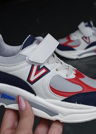 Детские кроссовки рефлекторные на каждый день