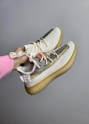 Жіночі кросівки adidas yeezy boost 3506 фото