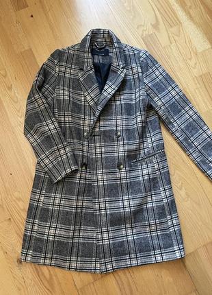 Пальто в клітинку