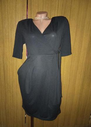 Платье с иммитацией запаха.