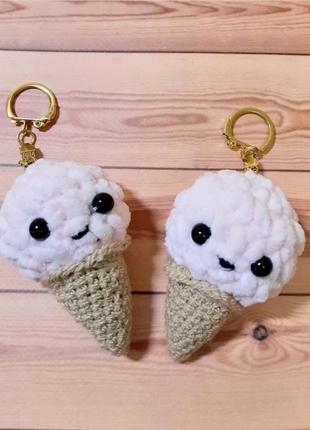 Брелок  вязаная мягкая игрушка  мороженое