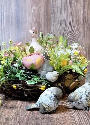 Пасхальная весенняя композиция на стол камин комод венок декор великодня композиція на стіл вінок4 фото