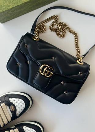 Сумка gucci marmont из новой коллекции размер: 26cm кожа магнитная коробка, пыльник, лента, карточки