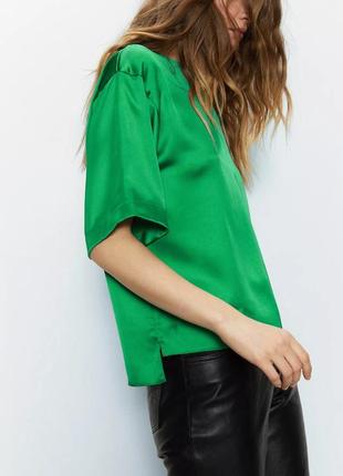 Женская атласная блуза. зеленый. (изумрудный) размер 44/46. warehouse7 фото