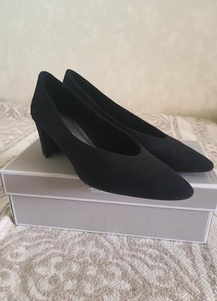 Туфли tamaris почти новые черные кожа замша 40 размер 26 см каблука 6 см