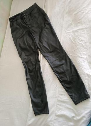 Крутые кожаные штаны