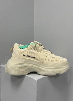 Жіночі кросівки balenciaga triple s clear8 фото