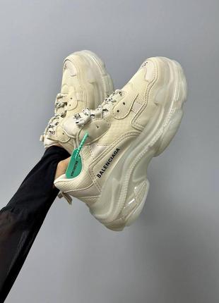 Жіночі кросівки balenciaga triple s clear4 фото