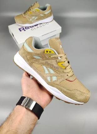 Мужские кроссовки reebok ventilator hexalite beige из натуральной замши