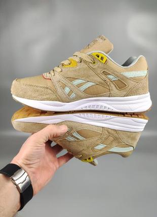 Мужские кроссовки reebok ventilator hexalite beige из натуральной замши5 фото