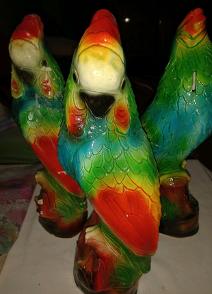 Продаю барвисті скарбнички у вигляді папужок . ціна 100 griven з2 фото
