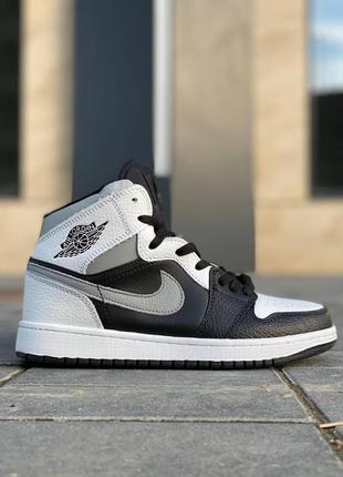 Женские кроссовки nike air jordan 1 high