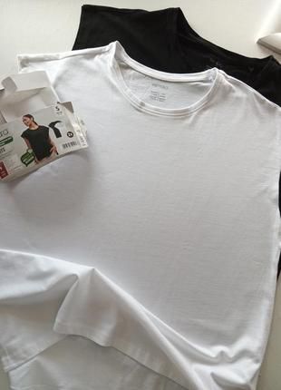 Фирменная футболка