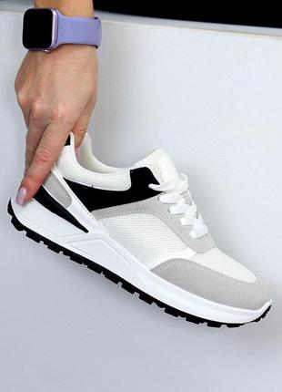 Зручні кросівки дівчачі світлі білі вставки сірого, міксові, в доступній ціні 36,37,39,40,41,3810 фото