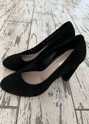 Туфлі замшеві чорні favor5 фото