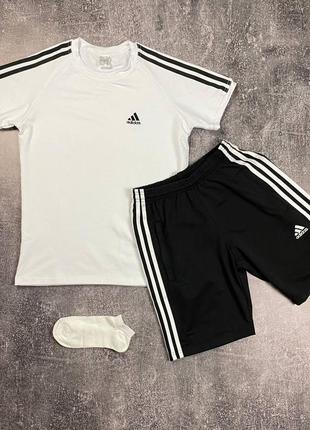 Комплект шорти + футболка adidas1 фото