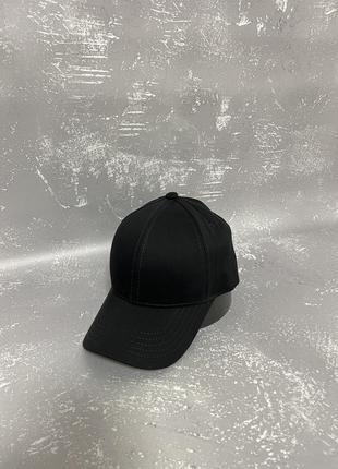 Черная кепка без вышивки (пустышка)2 фото