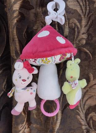 Мобіль іграшка в каляску для дівчинки