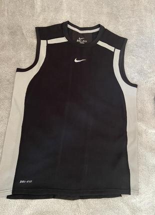 Майка от nike dri-fit