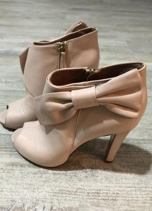 Ботинки red valentino 4