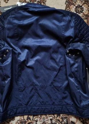 Брендова фірмова італійська демісезонна котонова куртка diesel,оригінал,нова з бірками,розмір s-m.3 фото