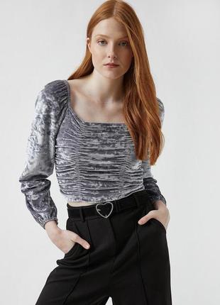 Велюровый топ кроп h&m