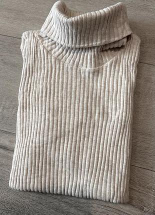 Гольф в рубчик в двух цветах