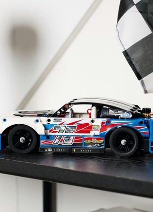 Lego technic nascar® next gen chevrolet camaro zl1 421533 фото