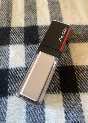 Жидкий консилер 202 light/clair shiseido корректор synchro skin self-refreshing concealer4 фото